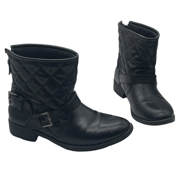 Naturalizer Quilted Black Moto Ankle Boots Booties Double Buckle Zipper Back - Picture 2 of 11